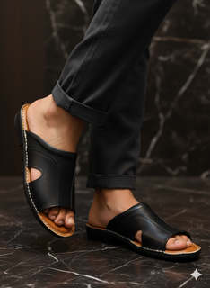 کفش صندل چرم مردانه کد SD011BK رنگ مشکی