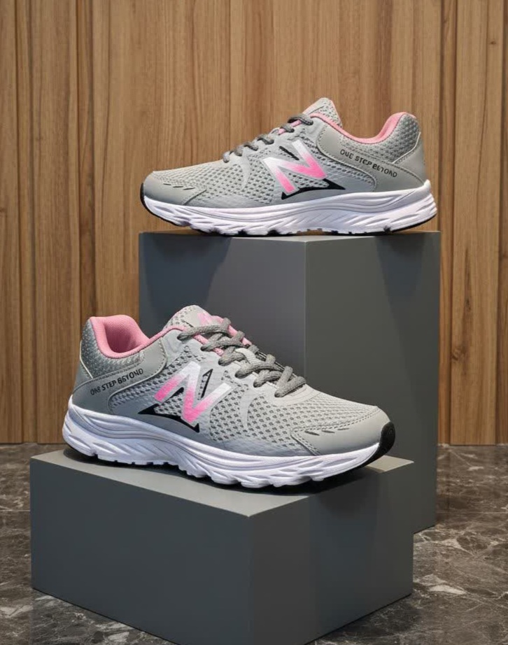 کفش زنانه اسپرت کد lw240gr رنگ طوسی